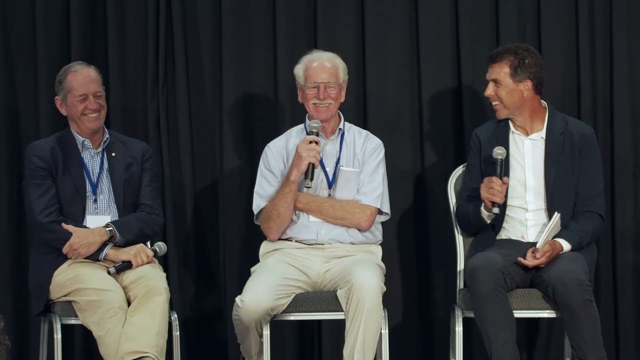 Prof. Peter Brukner, Prof. Stephen Phinney & Prof. Grant Schofield – ‘Q&A with Dr. Stephen Phinney’